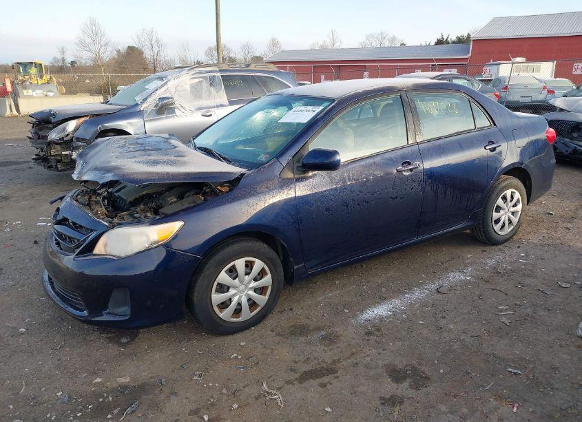 Photo 2 of 2011 Toyota Corolla LE (VIN 2T1BU4EE7BC722048)