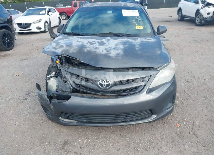 Photo 13 of 2011 Toyota Corolla LE (VIN 2T1BU4EE7BC727847)