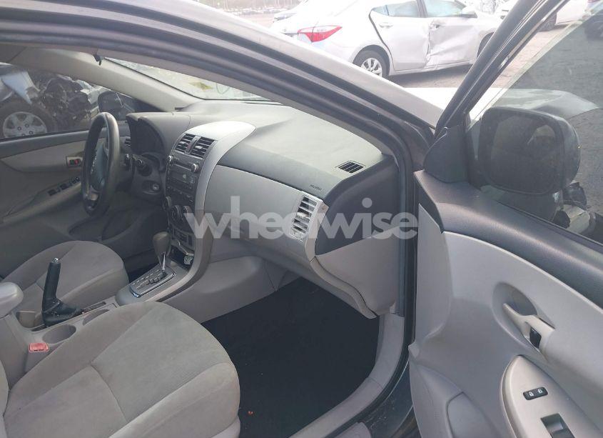 Photo 5 of 2011 Toyota Corolla LE (VIN 2T1BU4EE7BC727847)