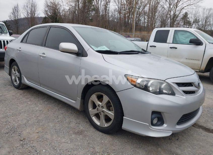 Photo 6 of 2011 Toyota Corolla S (VIN 2T1BU4EE7BC751825)