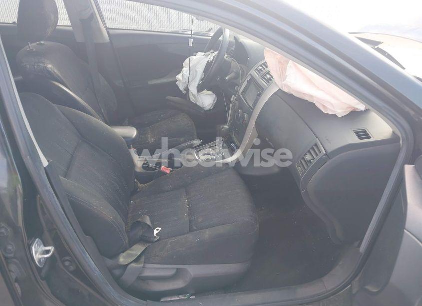 Photo 5 of 2012 Toyota Corolla S (VIN 2T1BU4EE7CC771400)