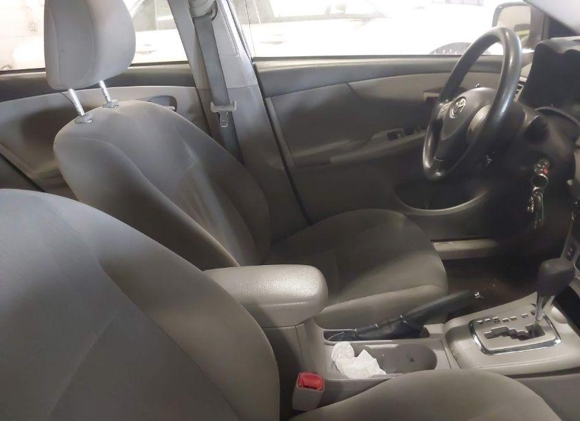 Photo 5 of 2012 Toyota Corolla LE (VIN 2T1BU4EE7CC773888)