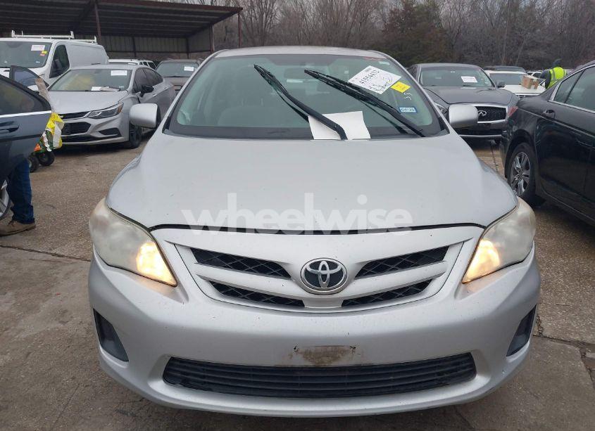 Photo 12 of 2012 Toyota Corolla LE (VIN 2T1BU4EE7CC775270)
