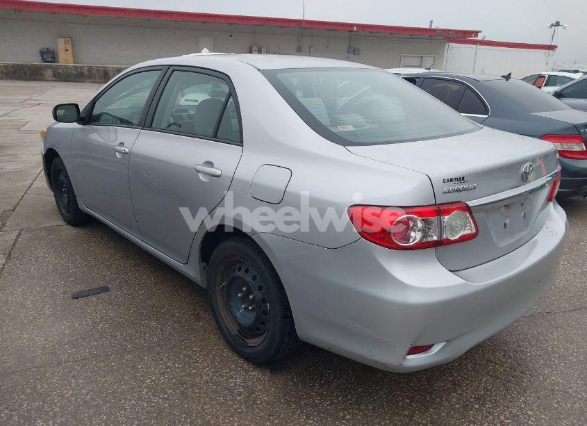 Photo 3 of 2012 Toyota Corolla LE (VIN 2T1BU4EE7CC775270)