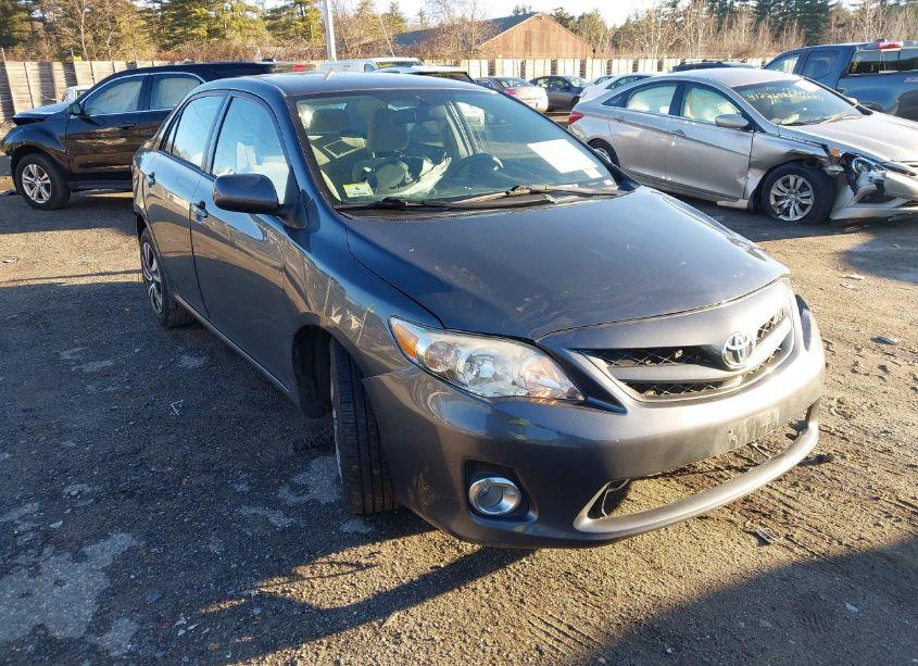 2012 Toyota Corolla LE (VIN 2T1BU4EE7CC833765) main photo