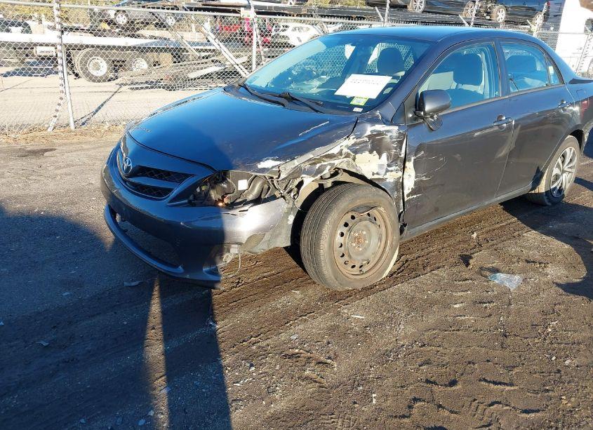 Photo 6 of 2012 Toyota Corolla LE (VIN 2T1BU4EE7CC833765)