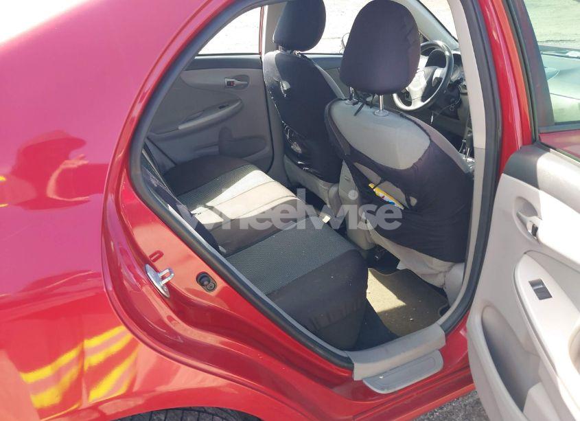 Photo 8 of 2012 Toyota Corolla LE (VIN 2T1BU4EE7CC854437)