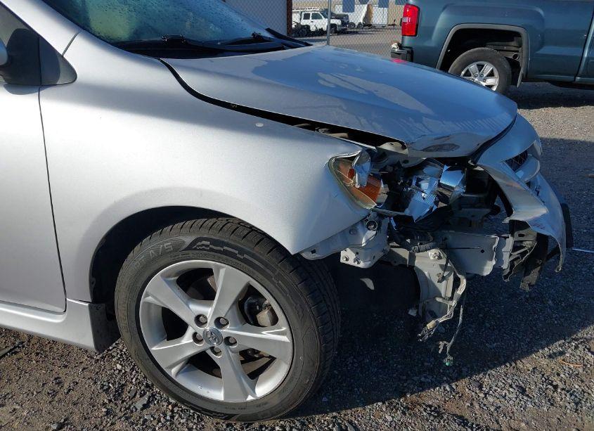 Photo 6 of 2012 Toyota Corolla S (VIN 2T1BU4EE7CC860884)