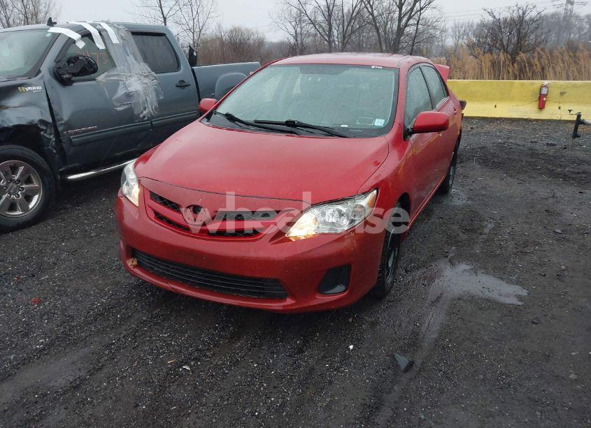 Photo 2 of 2012 Toyota Corolla LE (VIN 2T1BU4EE7CC891942)