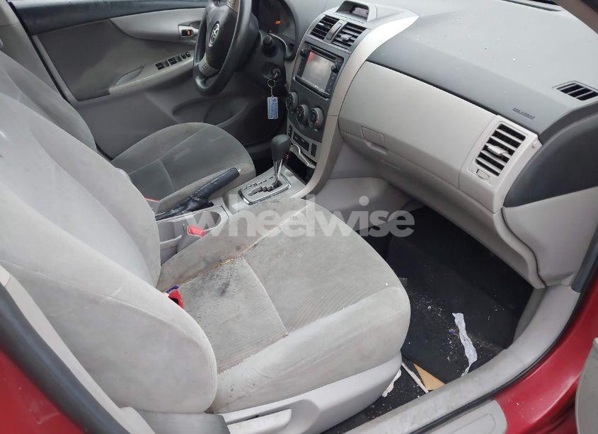 Photo 5 of 2012 Toyota Corolla LE (VIN 2T1BU4EE7CC891942)