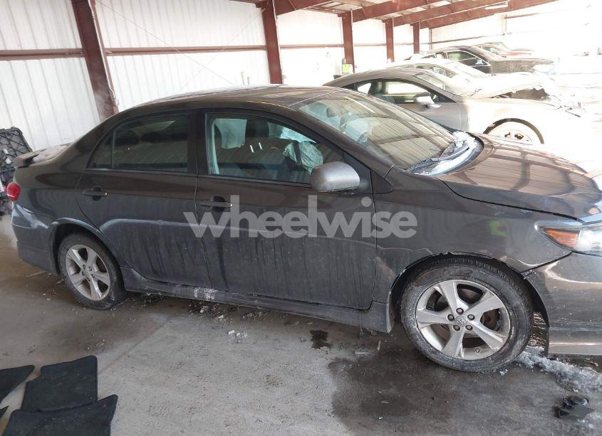 Photo 13 of 2012 Toyota Corolla S (VIN 2T1BU4EE7CC894873)