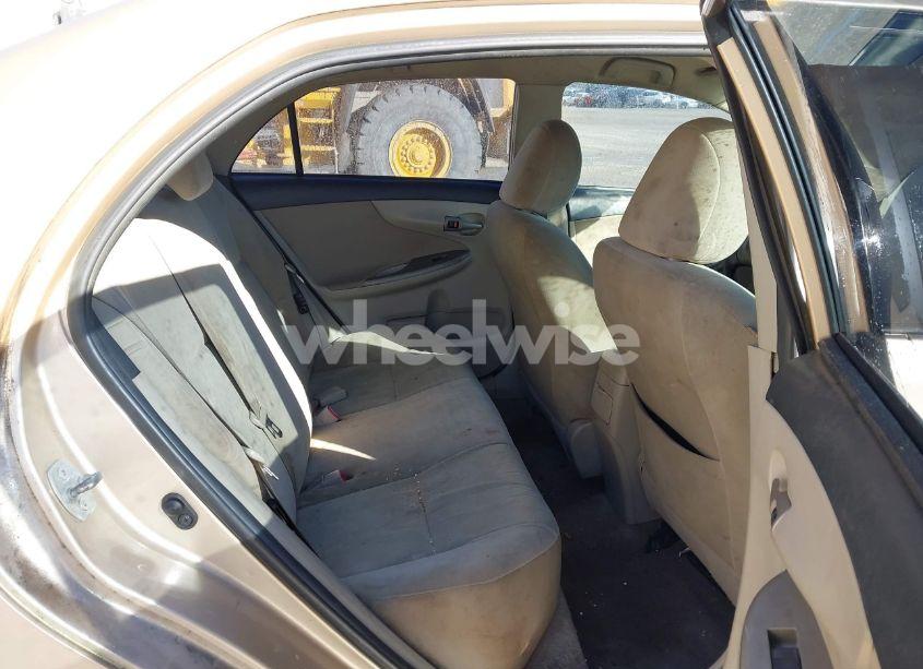 Photo 8 of 2012 Toyota Corolla (VIN 2T1BU4EE7CC897028)