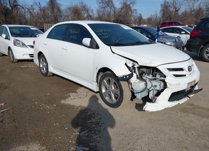 2012 Toyota Corolla S (VIN 2T1BU4EE7CC899524) main photo