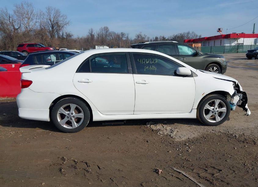 Photo 14 of 2012 Toyota Corolla S (VIN 2T1BU4EE7CC899524)