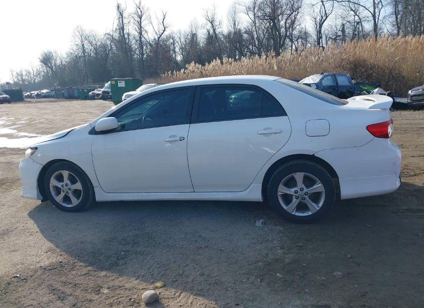 Photo 15 of 2012 Toyota Corolla S (VIN 2T1BU4EE7CC899524)