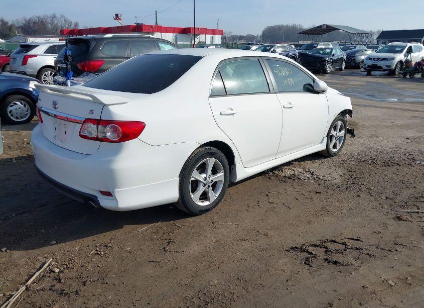 Photo 4 of 2012 Toyota Corolla S (VIN 2T1BU4EE7CC899524)