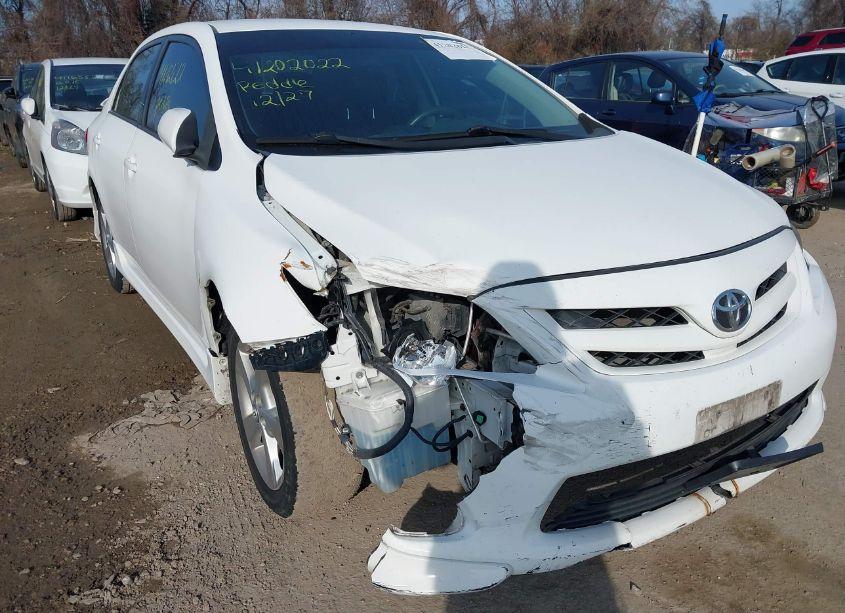 Photo 6 of 2012 Toyota Corolla S (VIN 2T1BU4EE7CC899524)