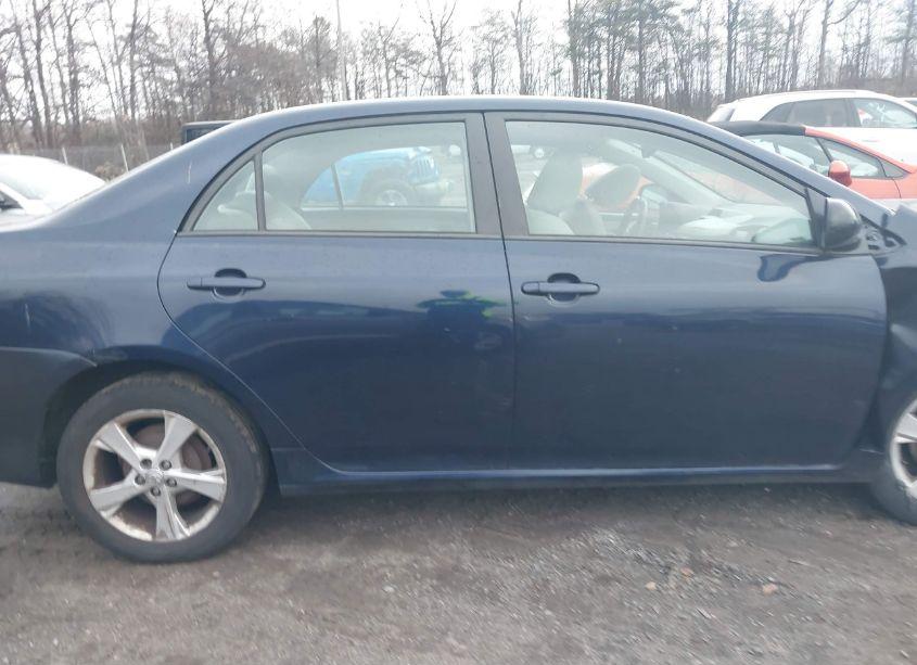 Photo 13 of 2012 Toyota Corolla LE (VIN 2T1BU4EE7CC911641)