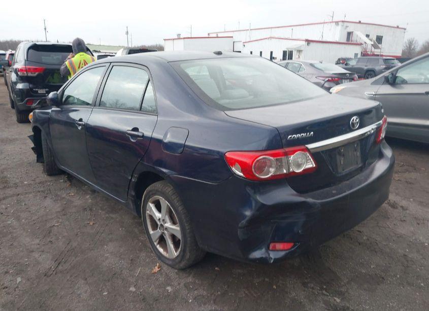 Photo 3 of 2012 Toyota Corolla LE (VIN 2T1BU4EE7CC911641)