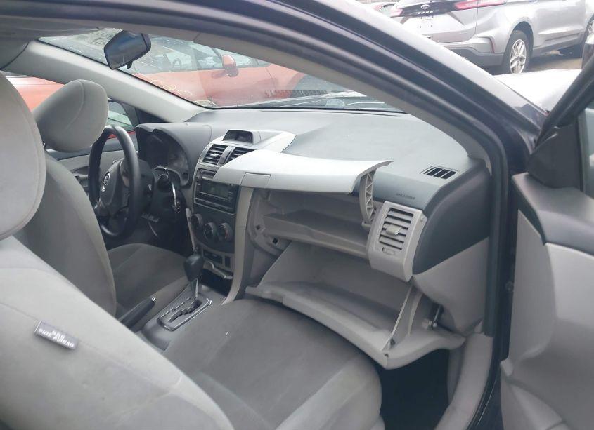 Photo 5 of 2012 Toyota Corolla LE (VIN 2T1BU4EE7CC911641)