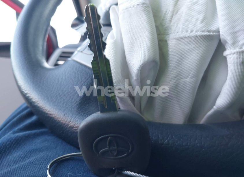 Photo 11 of 2012 Toyota Corolla LE (VIN 2T1BU4EE7CC914037)