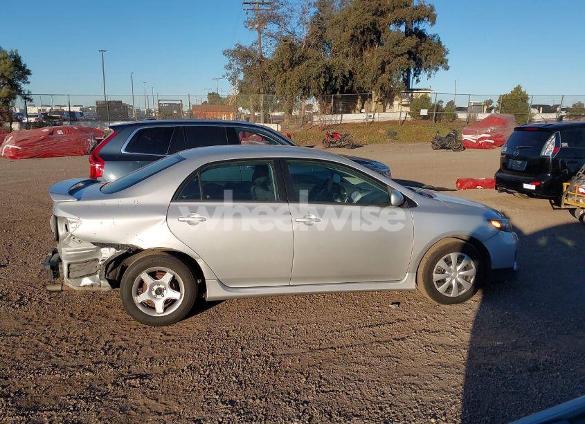 Photo 14 of 2013 Toyota Corolla S (VIN 2T1BU4EE7DC016359)