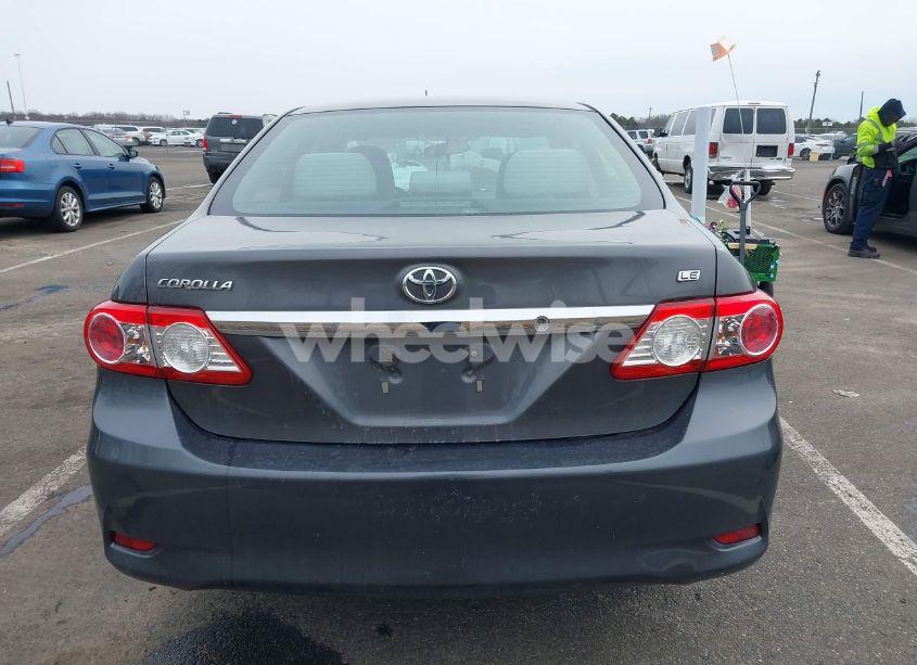 Photo 16 of 2013 Toyota Corolla LE (VIN 2T1BU4EE7DC026597)