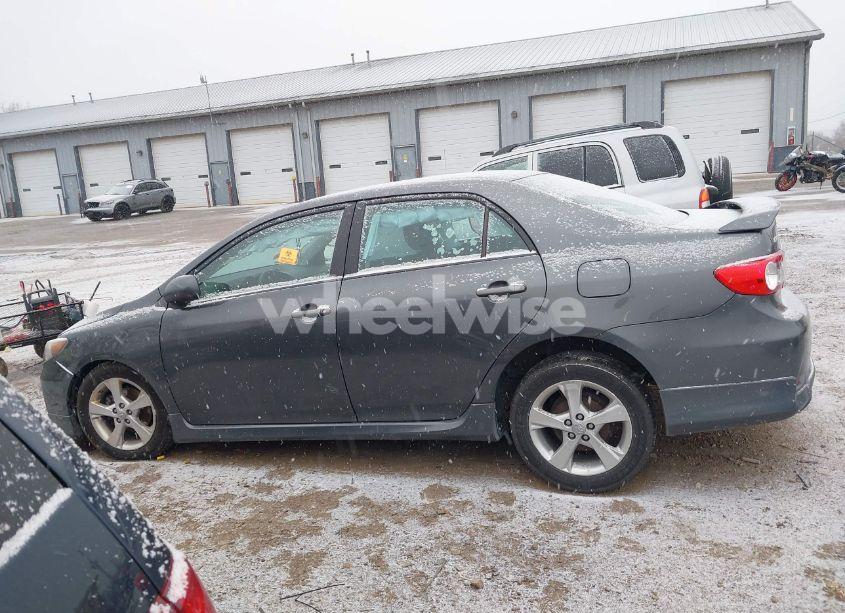 Photo 14 of 2013 Toyota Corolla S (VIN 2T1BU4EE7DC029192)
