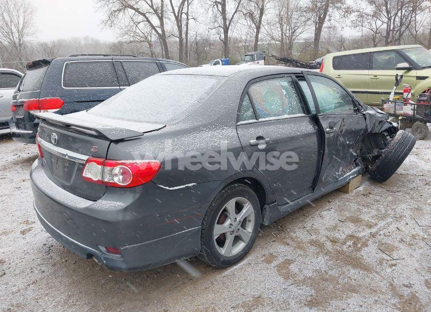 Photo 4 of 2013 Toyota Corolla S (VIN 2T1BU4EE7DC029192)