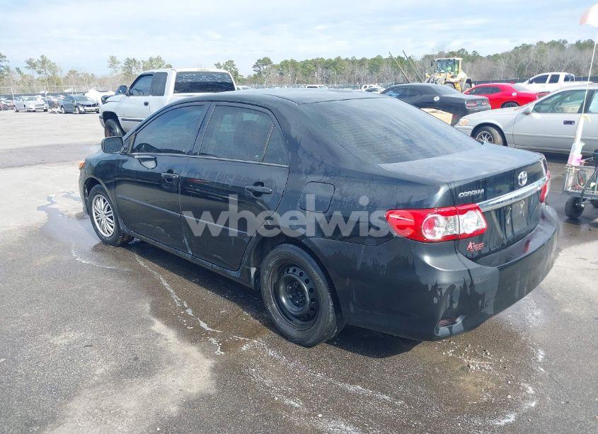 Photo 3 of 2013 Toyota Corolla L (VIN 2T1BU4EE7DC089439)