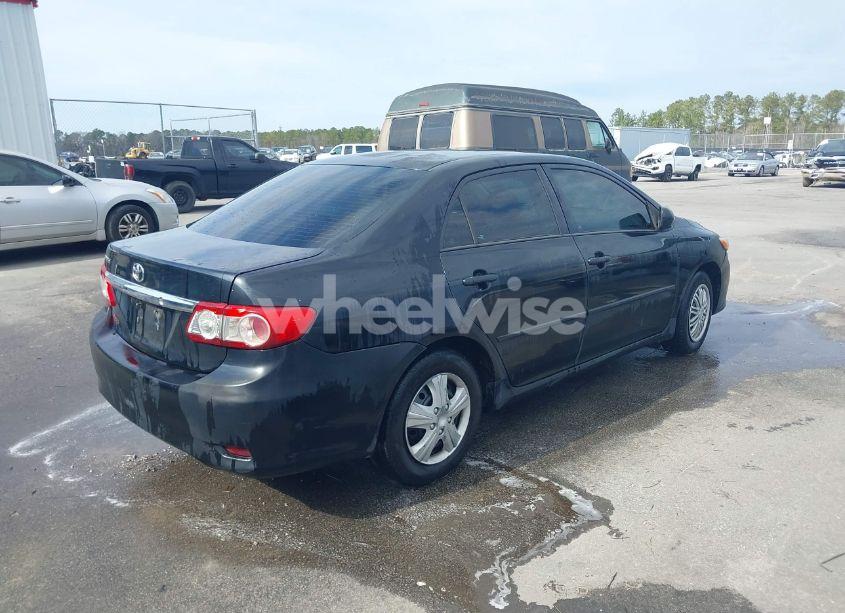 Photo 4 of 2013 Toyota Corolla L (VIN 2T1BU4EE7DC089439)