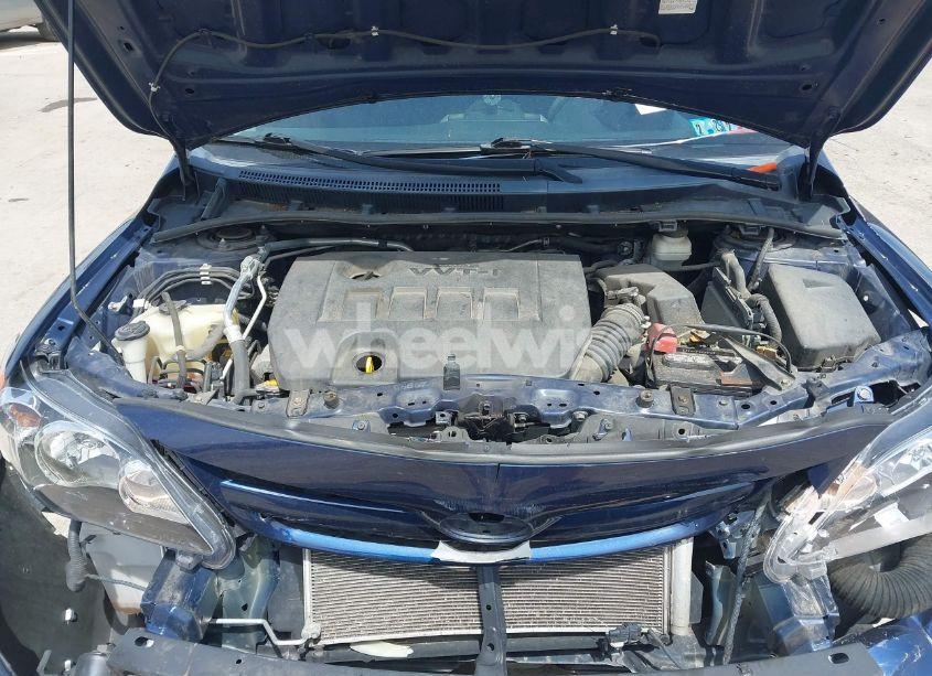 Photo 10 of 2013 Toyota Corolla S (VIN 2T1BU4EE7DC113139)