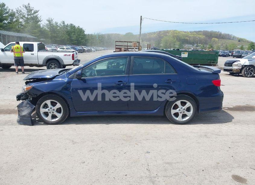 Photo 14 of 2013 Toyota Corolla S (VIN 2T1BU4EE7DC113139)