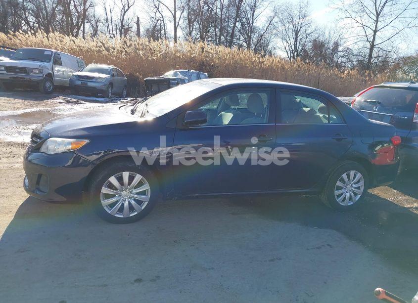 Photo 14 of 2013 Toyota Corolla LE (VIN 2T1BU4EE7DC123797)