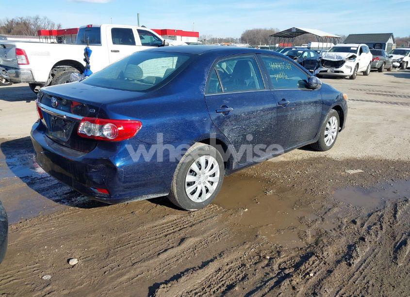 Photo 4 of 2013 Toyota Corolla LE (VIN 2T1BU4EE7DC123797)