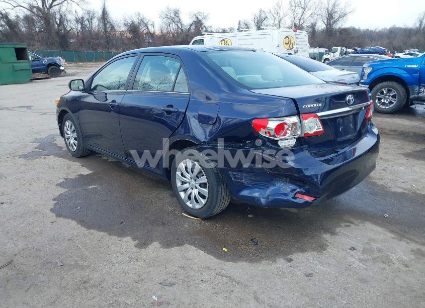 Photo 3 of 2013 Toyota Corolla LE (VIN 2T1BU4EE7DC924214)