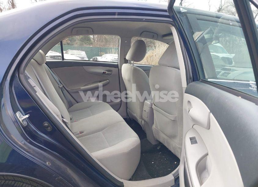 Photo 8 of 2013 Toyota Corolla LE (VIN 2T1BU4EE7DC924214)