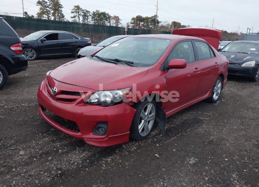 Photo 2 of 2013 Toyota Corolla S (VIN 2T1BU4EE7DC929476)