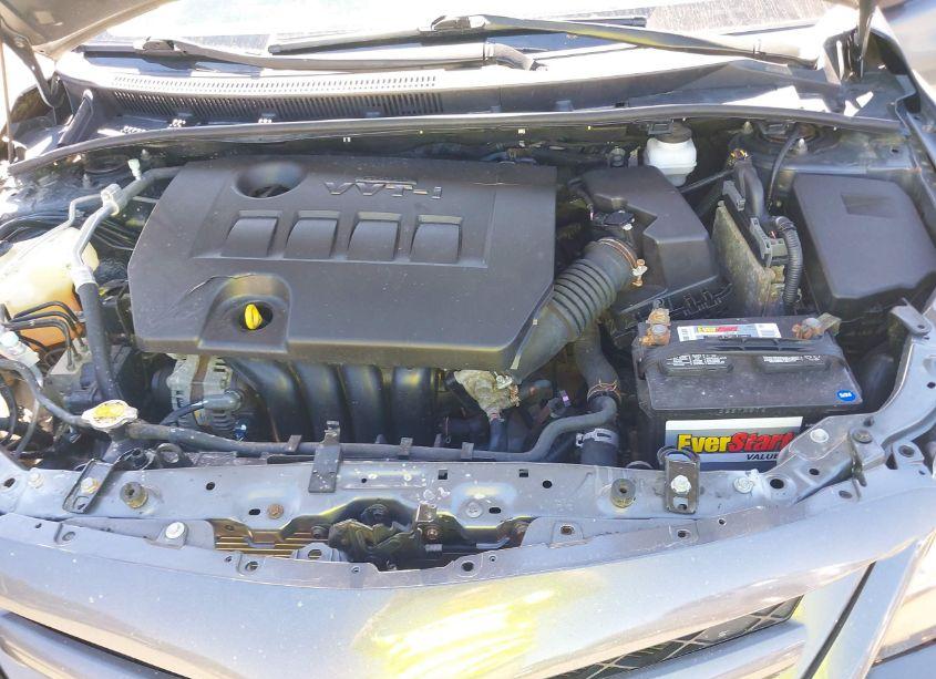 Photo 10 of 2013 Toyota Corolla S (VIN 2T1BU4EE7DC934435)