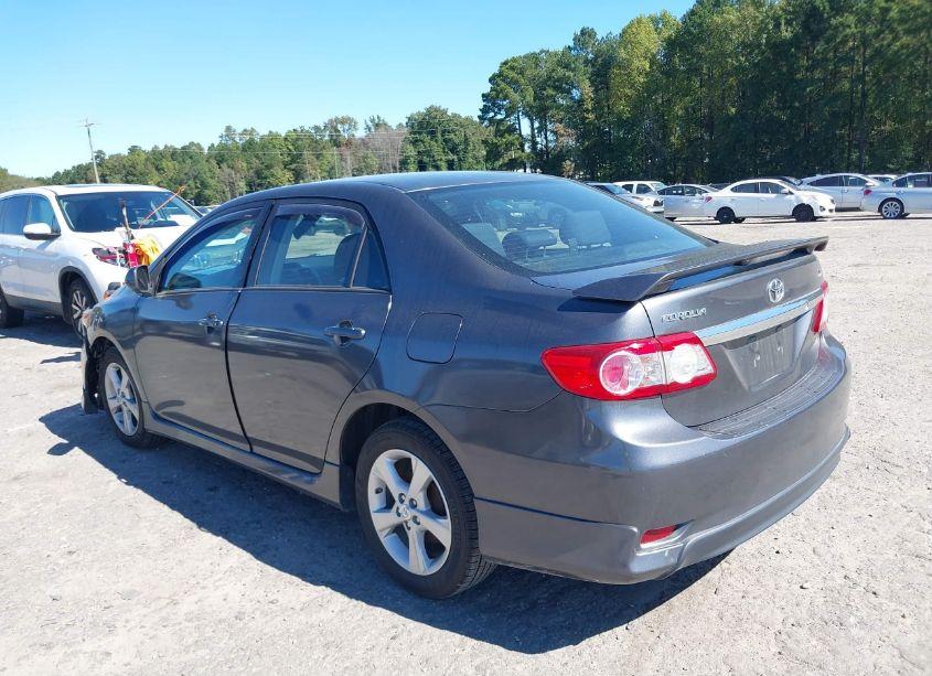Photo 3 of 2013 Toyota Corolla S (VIN 2T1BU4EE7DC934435)
