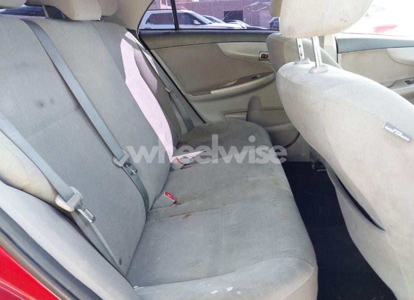 Photo 8 of 2013 Toyota Corolla LE (VIN 2T1BU4EE7DC964230)