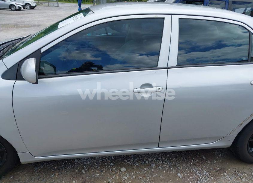 Photo 15 of 2013 Toyota Corolla L (VIN 2T1BU4EE7DC967872)