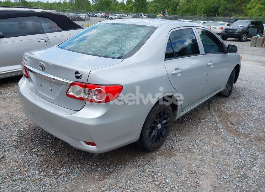 Photo 4 of 2013 Toyota Corolla L (VIN 2T1BU4EE7DC967872)