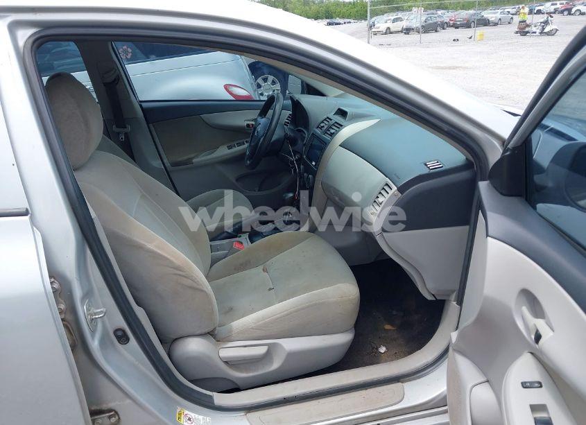 Photo 5 of 2013 Toyota Corolla L (VIN 2T1BU4EE7DC967872)