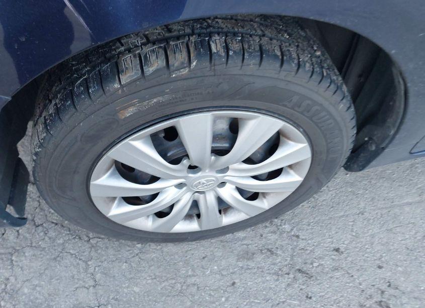 Photo 12 of 2013 Toyota Corolla LE (VIN 2T1BU4EE7DC972361)