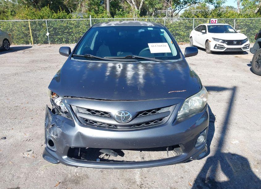 Photo 12 of 2013 Toyota Corolla S (VIN 2T1BU4EE7DC987426)