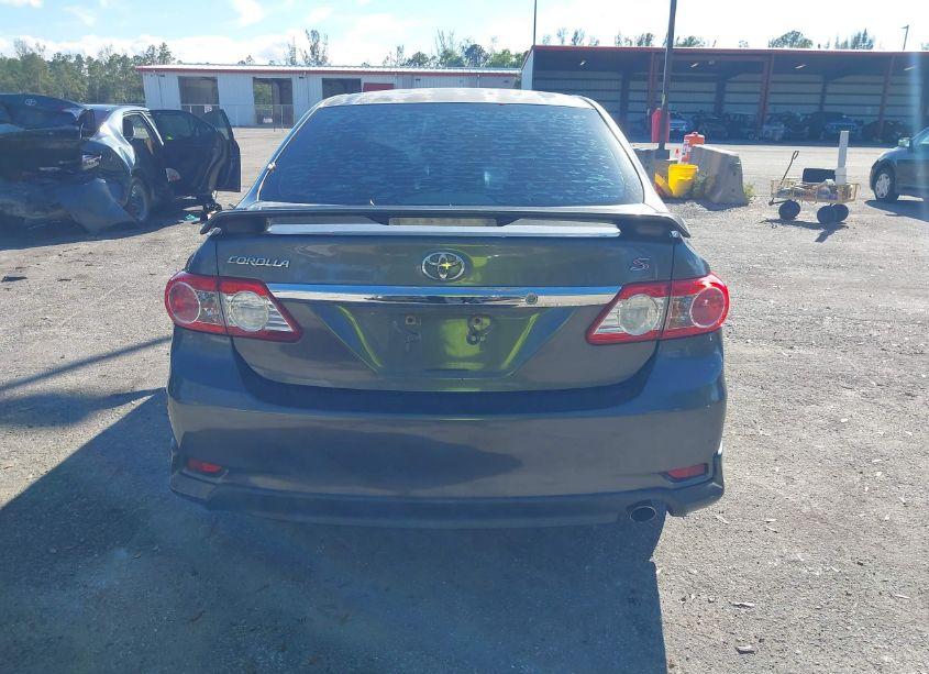 Photo 16 of 2013 Toyota Corolla S (VIN 2T1BU4EE7DC987426)