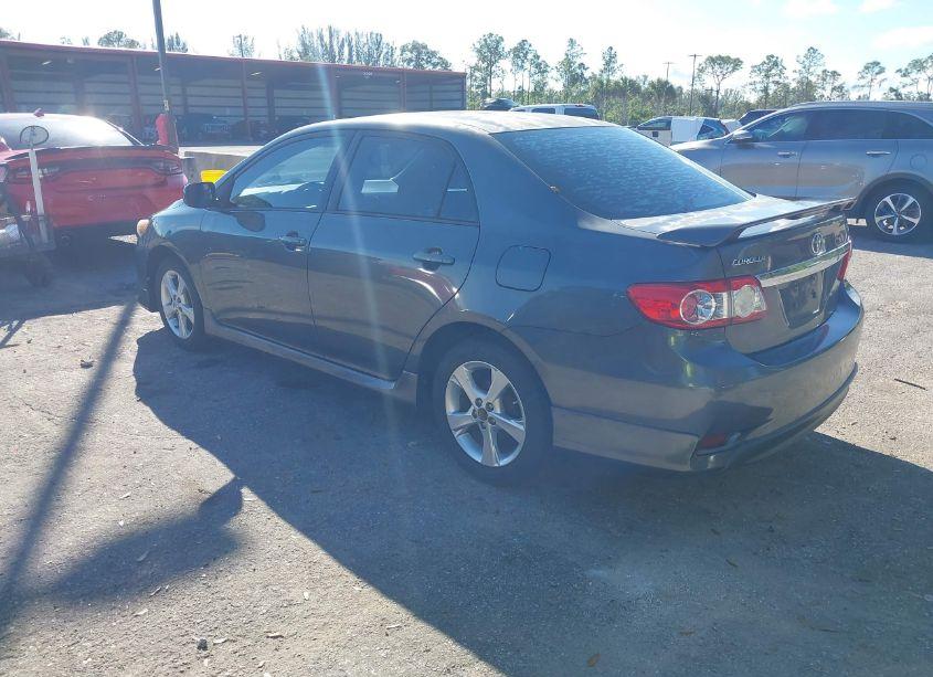 Photo 3 of 2013 Toyota Corolla S (VIN 2T1BU4EE7DC987426)