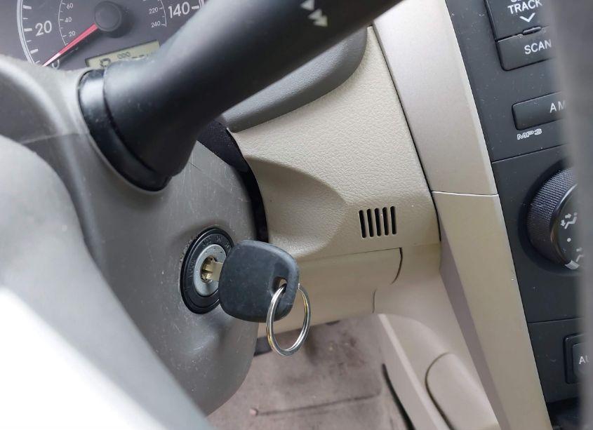 Photo 11 of 2010 Toyota Corolla LE (VIN 2T1BU4EE8AC234774)