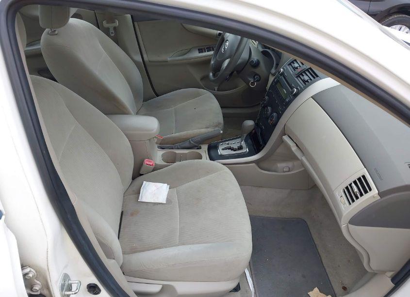 Photo 5 of 2010 Toyota Corolla LE (VIN 2T1BU4EE8AC234774)